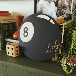 Lucky Eight Ball
