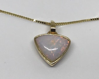 14K.Y. Gold Opal Pendant