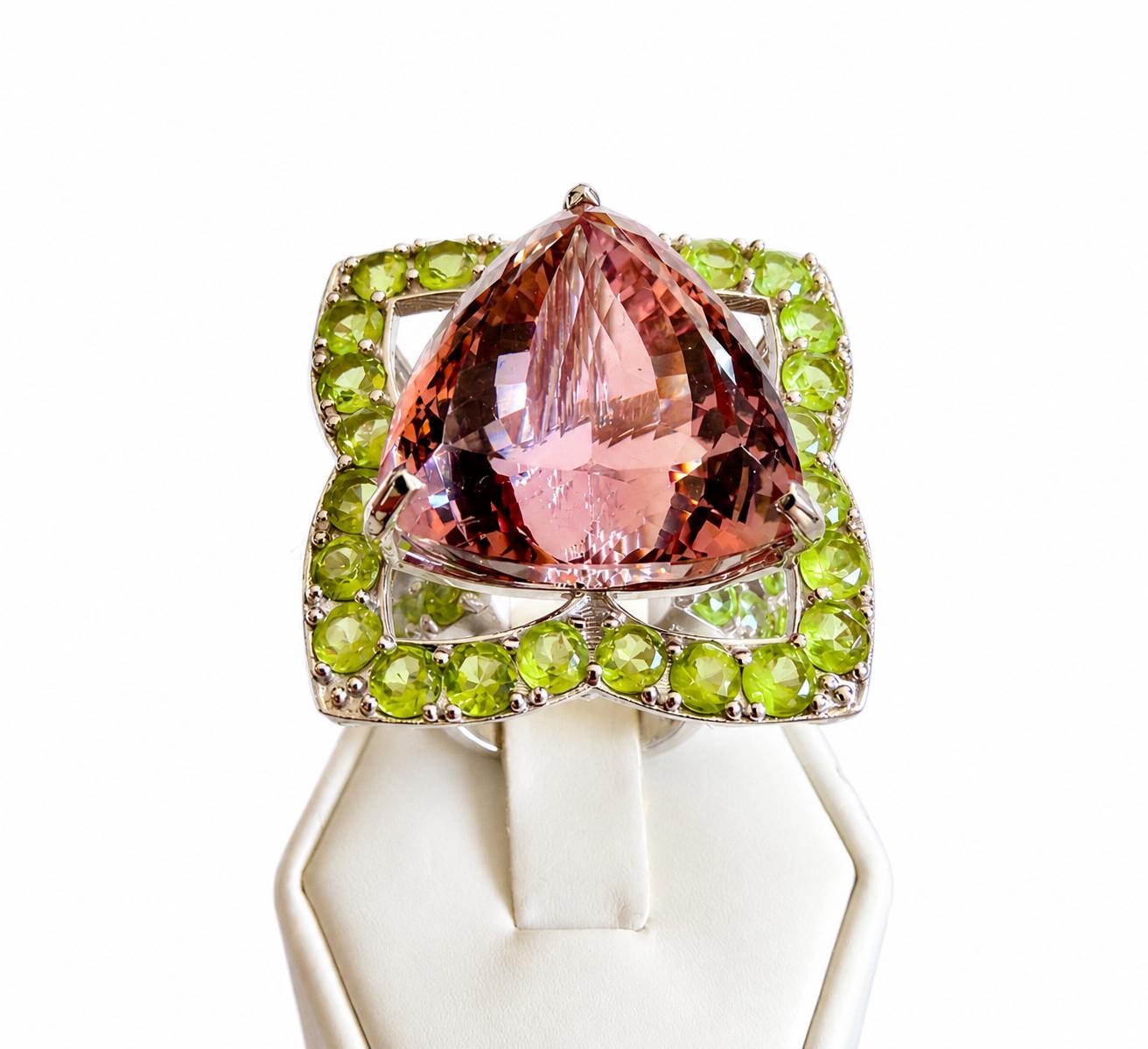 Large Tall ring 34 Cts Ametrine Trillion Cut & Peridot Multi Gemstones…