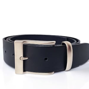 Herren Schwarzer Ledergürtel - 1 &quot;1/2 - Flache Matt Silber Schnalle - Handgefertigter Ledergürtel - Herrengürtel - Schwarzer Ledergürtel