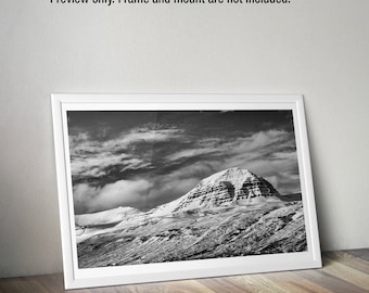 Iceland Photo Print, Iceland Landscape photography print, Snowy mountains, Winter Wall Art, Winter Landscape photo print, Nature Gifts