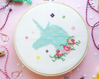 Modern cross stitch, Unicorn with Floral cross stitch pattern by Red bear design