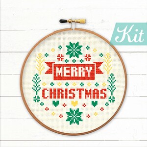 Christmas Cross Stitch kit Merry Merry Christmas personalized gift, hand embroidery kit, Beginner needlepoint kit, easy Christmas DIY Green Xmas