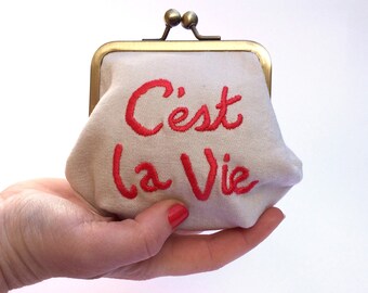 Kiss Lock Clasp Coin Purse | Hand Embroidered