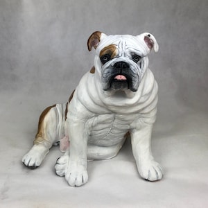English Bulldog, Pet Memorial, Pet Portrait, Dog Portrait, Dog Art, Gifts for Dog Lovers, Clay Sculpture, Dog Memorial, Dog Sculpture,