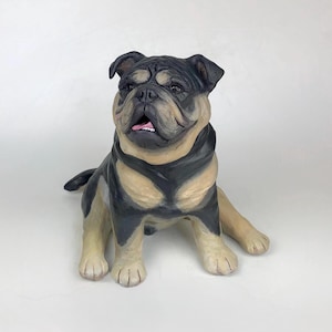 Pet Portrait Custom, Pet Memorial, Dog Urn, English Bulldog Statue, English Bulldog Art, Dog Portrait, Gifts for Dog Lovers, Clay Sculpture,
