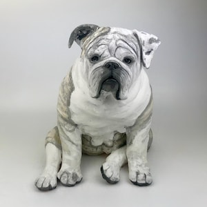 English Bulldog, Pet Memorial, Urn, Clay Sculpture, Bulldog Statue, Pet Portrait, Dog Memorial, Custom Dog Sculpture, English Bulldog Statue