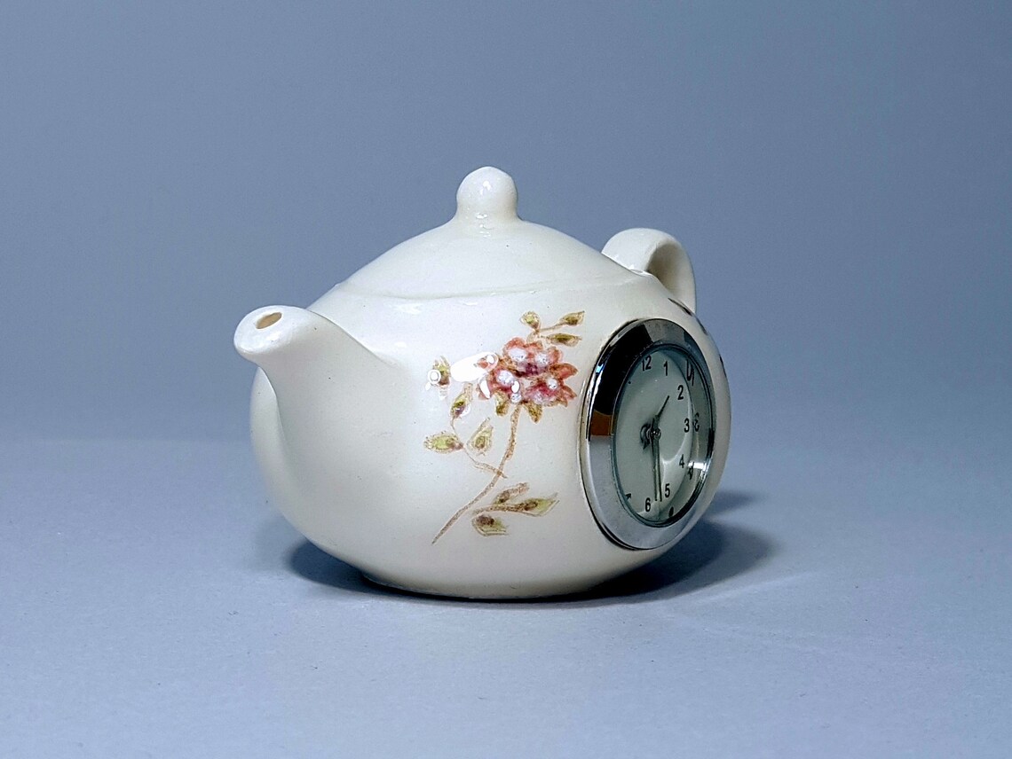 Miniature teapot clock Vintage table clock Small desk clock Etsy