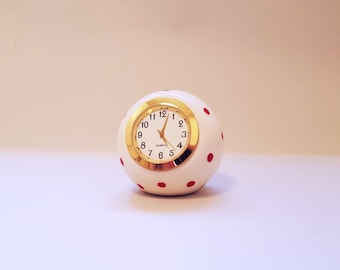 Ceramic Desk Clock: Red Polka Dot Retro Table Clock