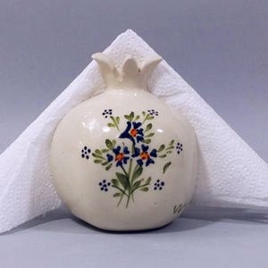 Serviettenhalter aus Papier, Serviettenhalter, weißer Granatapfel-Serviettenhalter, Keramikpapier-Serviettenhalter, weißer Briefhalter, blaue Blumen, retro