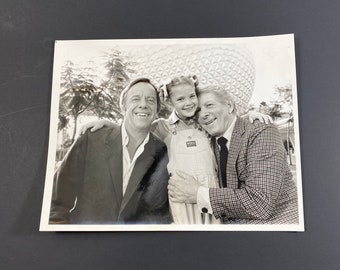 1982 EPCOT Center Danny Kaye, Drew Barrymore - Walt Disney Productions Black White Press Photo 8x10