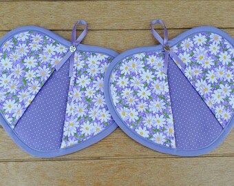 Set of two Roses handy heart potholders