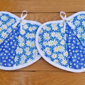 Set of two Blue and White  Spring daisies handy heart potholders