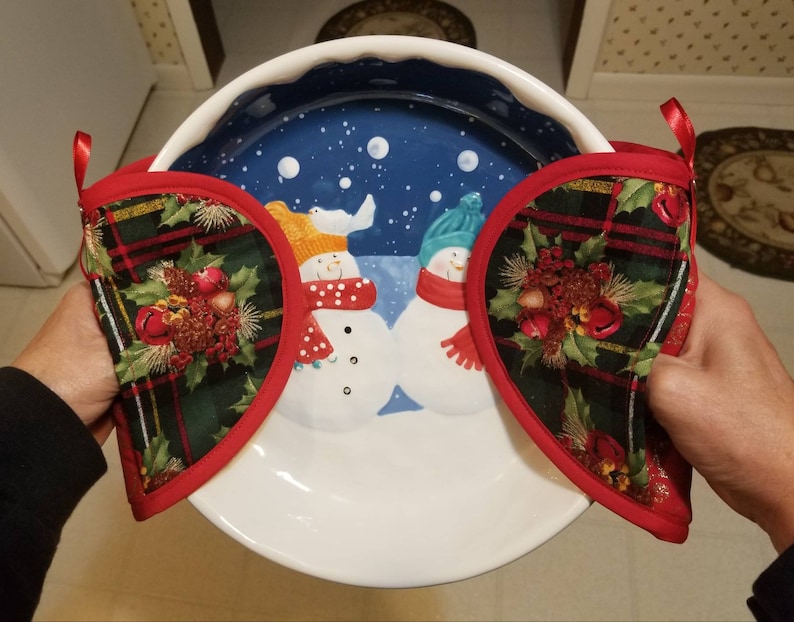 Set of two Handmade handy heart Christmas holly and bells potholders pinecones