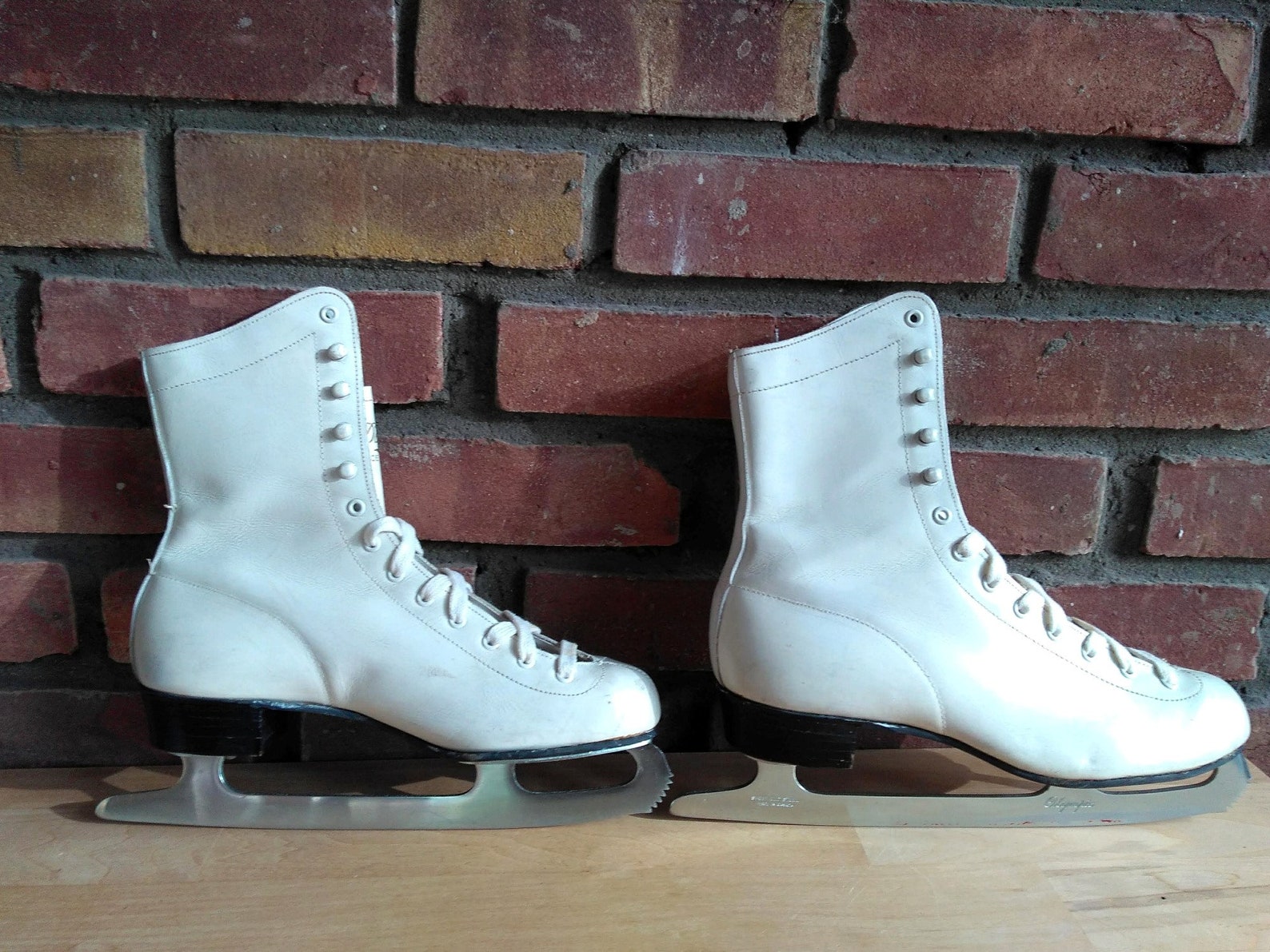 Vintage Ice Skates Womens Size 6.5 White Leather Wool Etsy