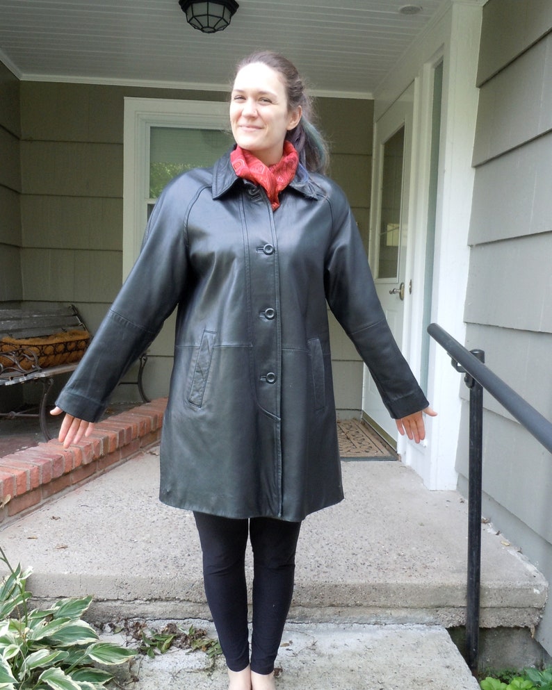 Three Quarter Length Coat Knee Length Leather Coat Women/'s Coat Size ML A-Line Leather Coat Black Leather Coat