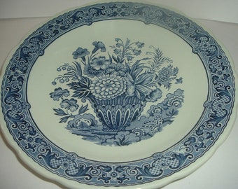 Delft blue plate 1981 De Porceleyne Fles Royal Delft plate Handpainted wallplate Delft blue ware 9.8 inches