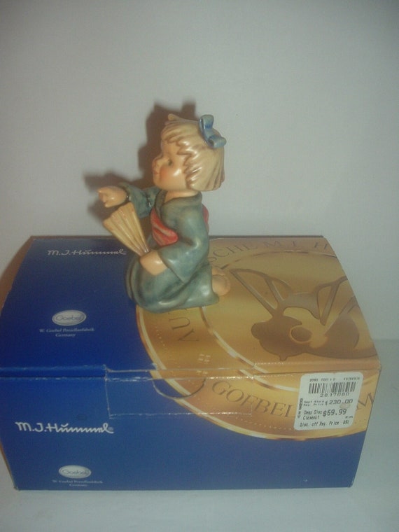 Hummel HUM 2063 Asian Wanderer Girl Figurine in Box