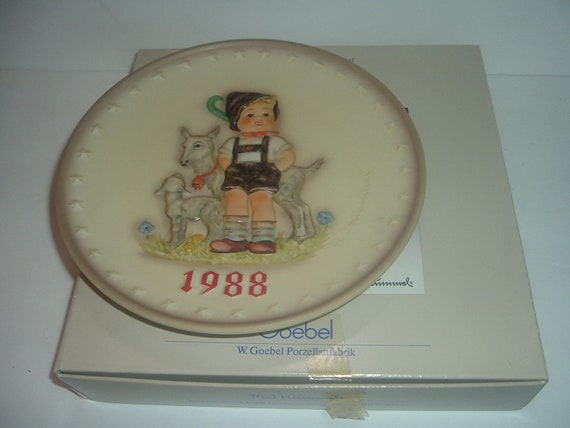 1988 Hummel Annual Plate Boy Goat Herder with box