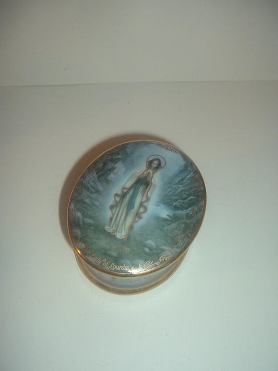 Our Lady of Lourdes Porcelain Music Box Hector Garrido