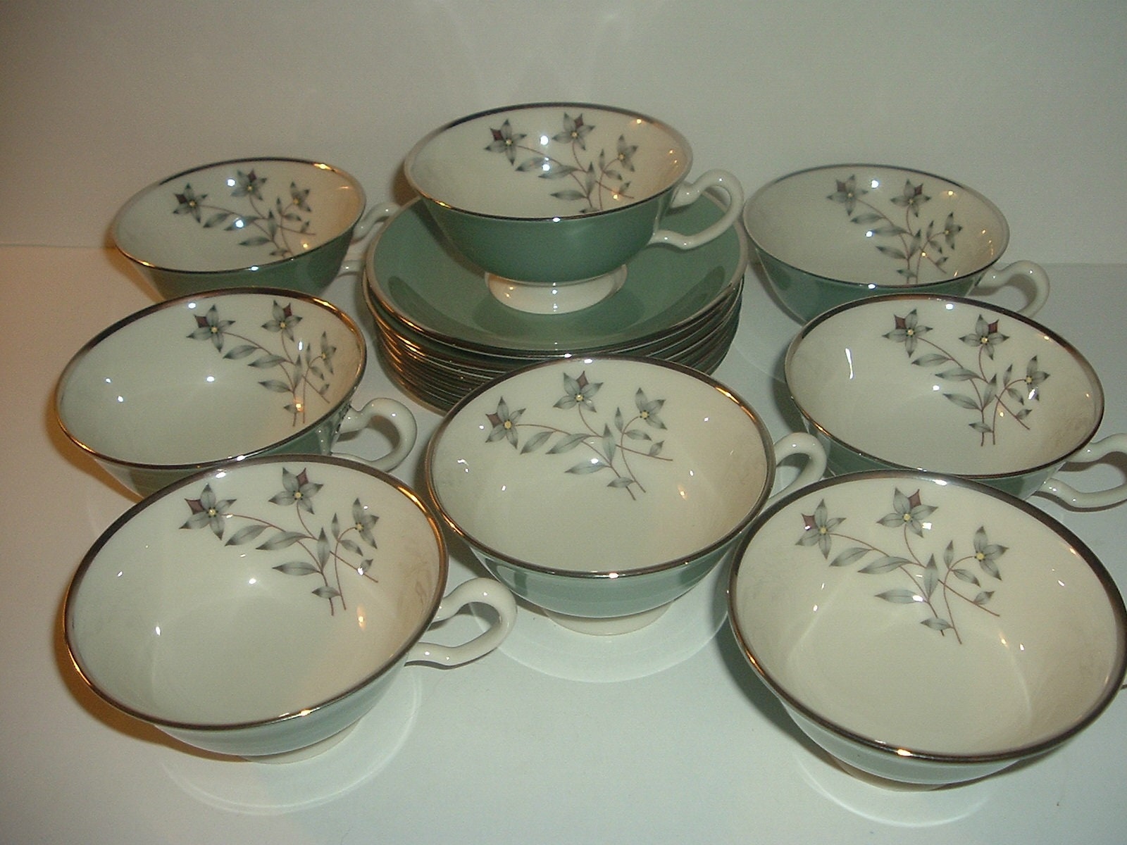 8 Lenox Kingsley Cups and Saucers 16 pieces in all