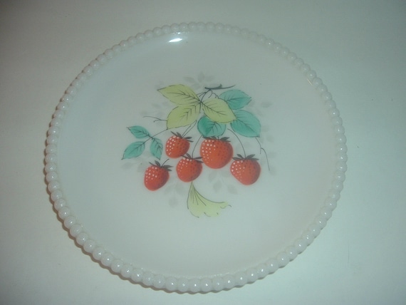 Westmoreland Milk Glass Strawberries Beaded Edge Fruit Plate