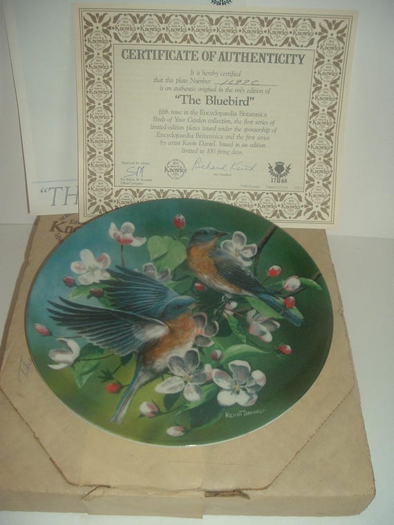 The Bluebird Birds of Your Garden Plate 1986 w Box & COA