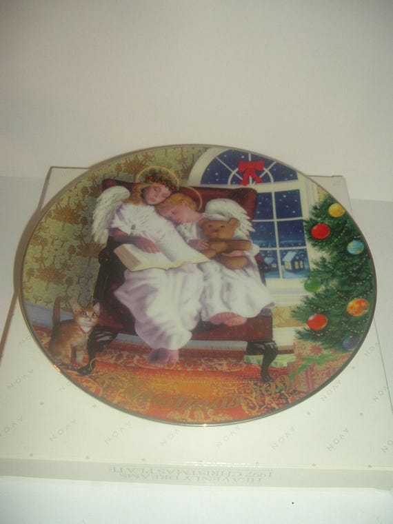 1997 Avon Collectibles Heavenly Dreams Angel Plate with box