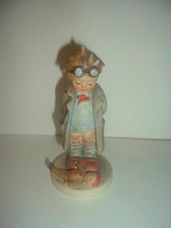 Hummel HUM 127 Doll Doctor Boy Figurine TMK3