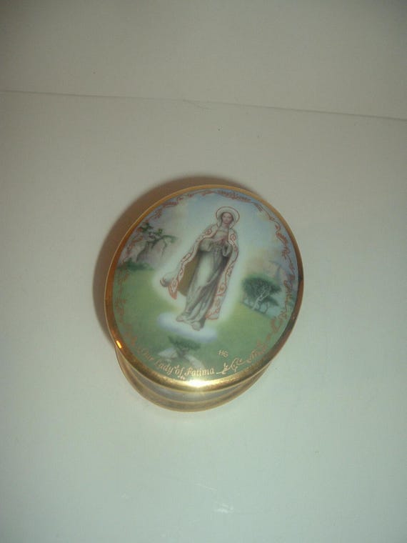 Our Lady of Fatima Porcelain Music Box Hector Garrido