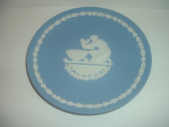 Wedgwood Blue Jasperware 1973 Mothers Day Plate
