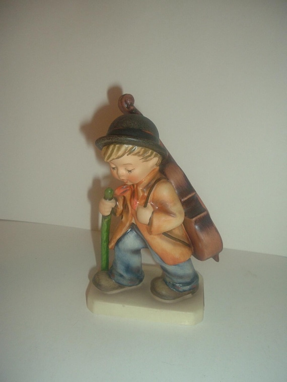 Hummel HUM 89 Little Cellist Boy Figurine Artist Signed TMK6