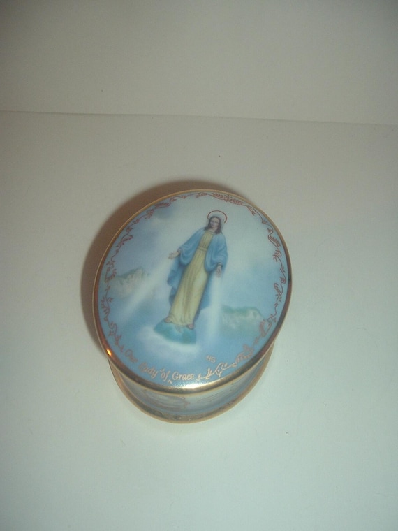 Our Lady of Grace Porcelain Music Box Hector Garrido