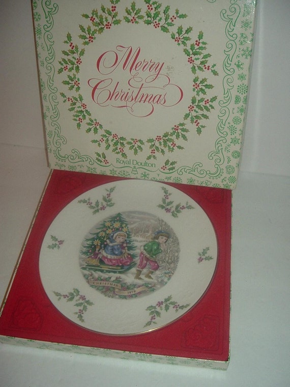 1979 Royal Doulton Christmas Holiday Plate with box