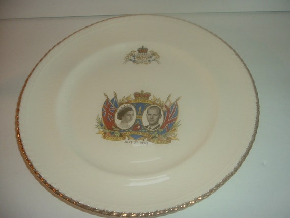 Sovereign Potteries Canada Queen Elizabeth Coronation Plate