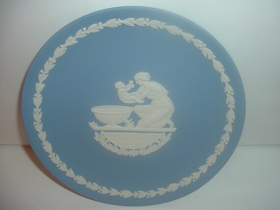 Wedgwood Blue Jasperware 1973 Mother Plate