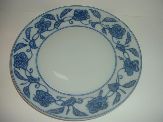 Mottahedeh Reproduction Ming Blue and White Plate