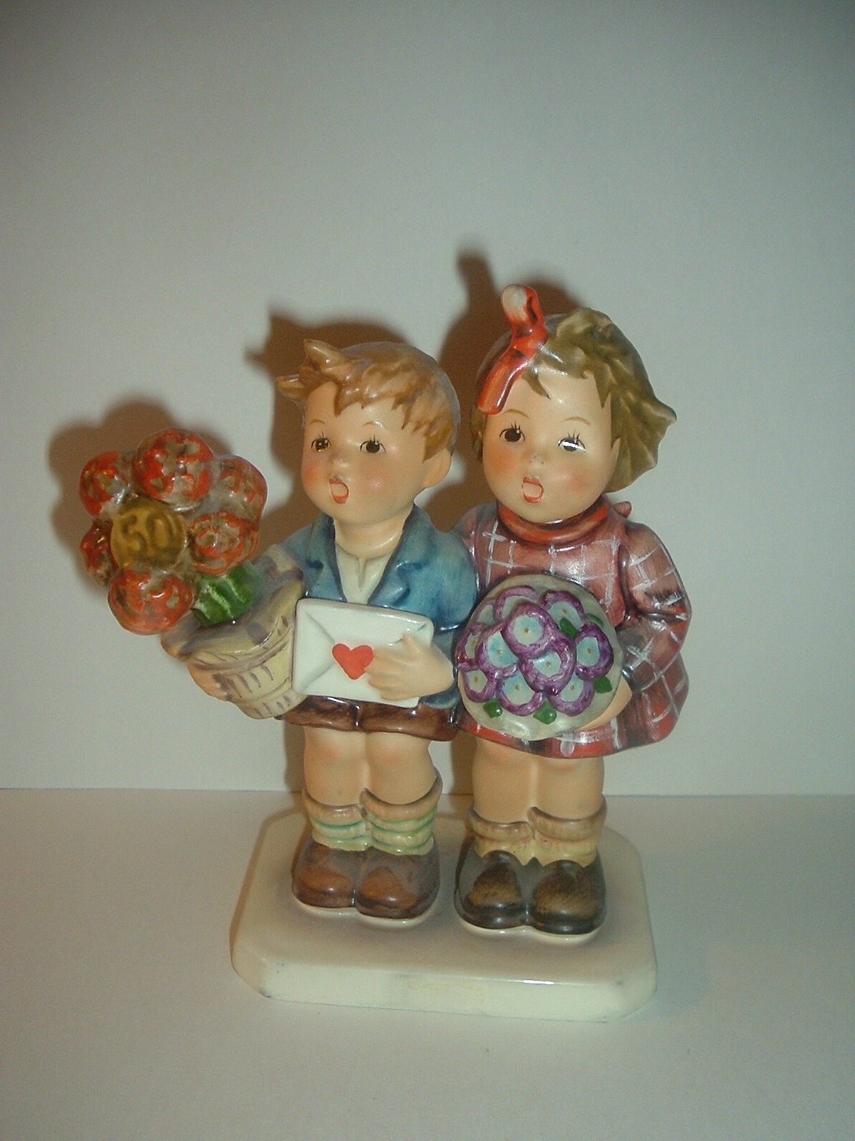 Hummel HUM 1980 50 Years The Love Lives On Figurine Artist Skrobek signed