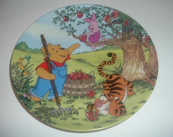 Bradford Exchange Hello Pooh Collectible Plate, Winnie the Pooh