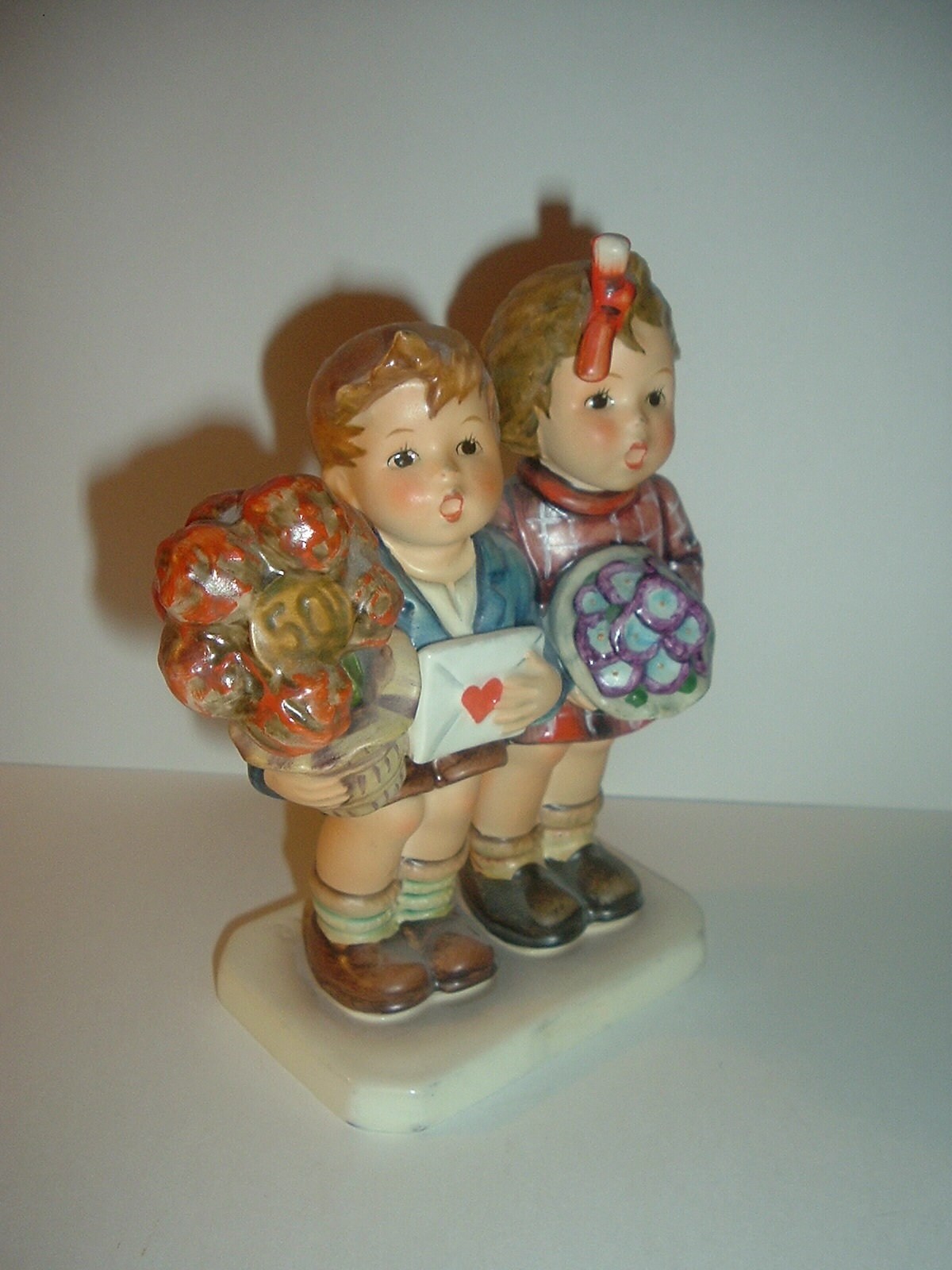 Hummel HUM 1980 50 Years The Love Lives On Figurine Artist Skrobek signed