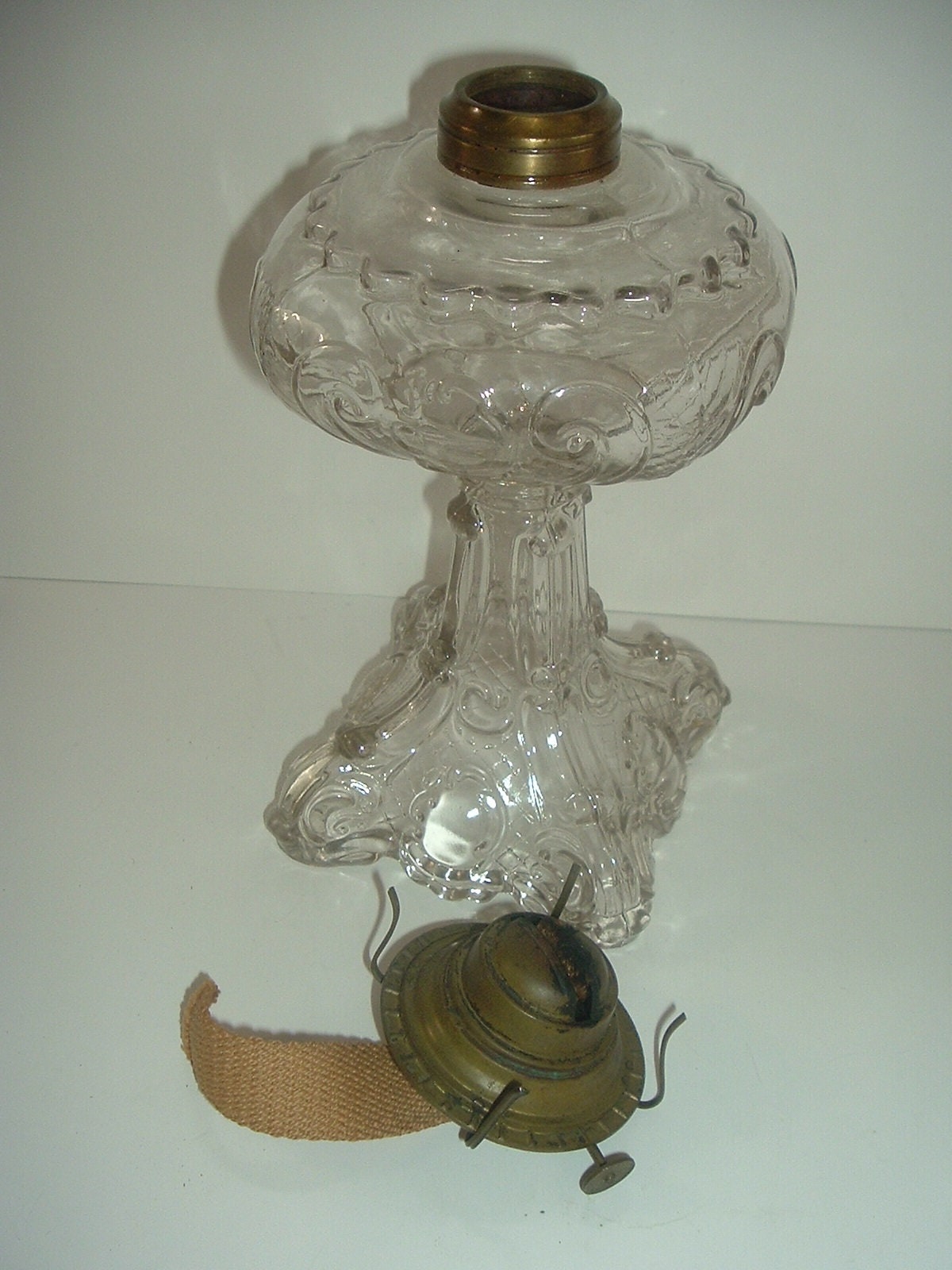 Vintage Pattern Glass Oil Lamp Princess Feather