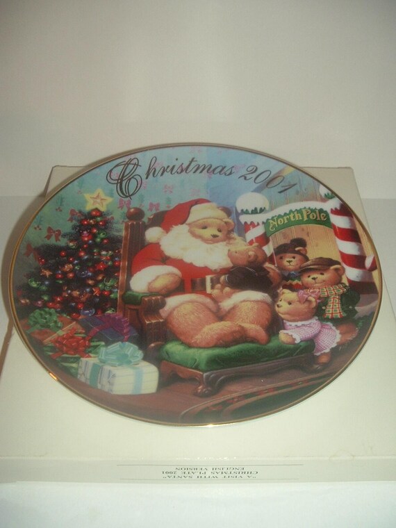 2001 Avon Collectibles A Visit From Santa Bear Plate with box