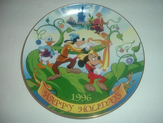 Disney Mickey Goofy Donald Duck 1996 Christmas Holidays Plate