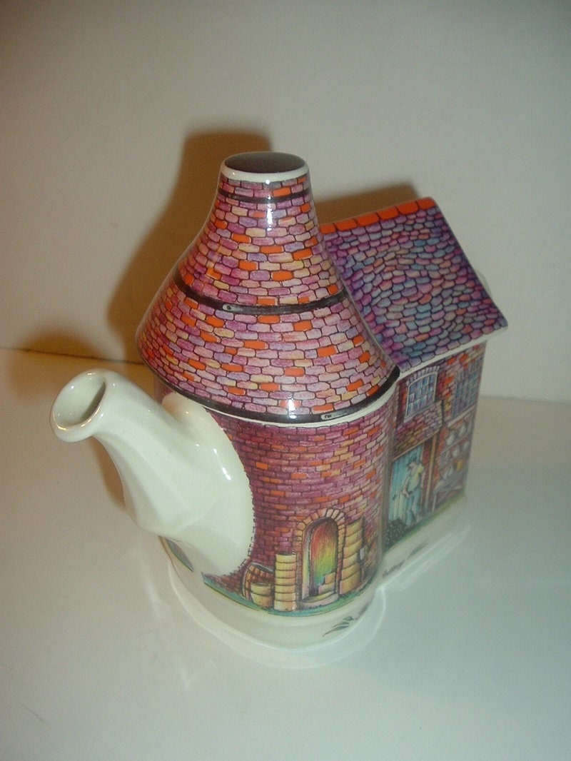 Sadler The Old Pottery Teapot