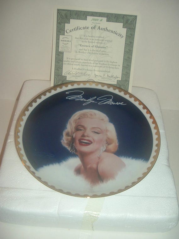 Marilyn Monroe Essence of Glamour Plate