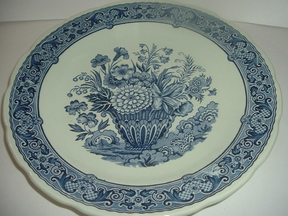 Boch Royal Sphinx Holland Delft Floral Charger Plate         RIA