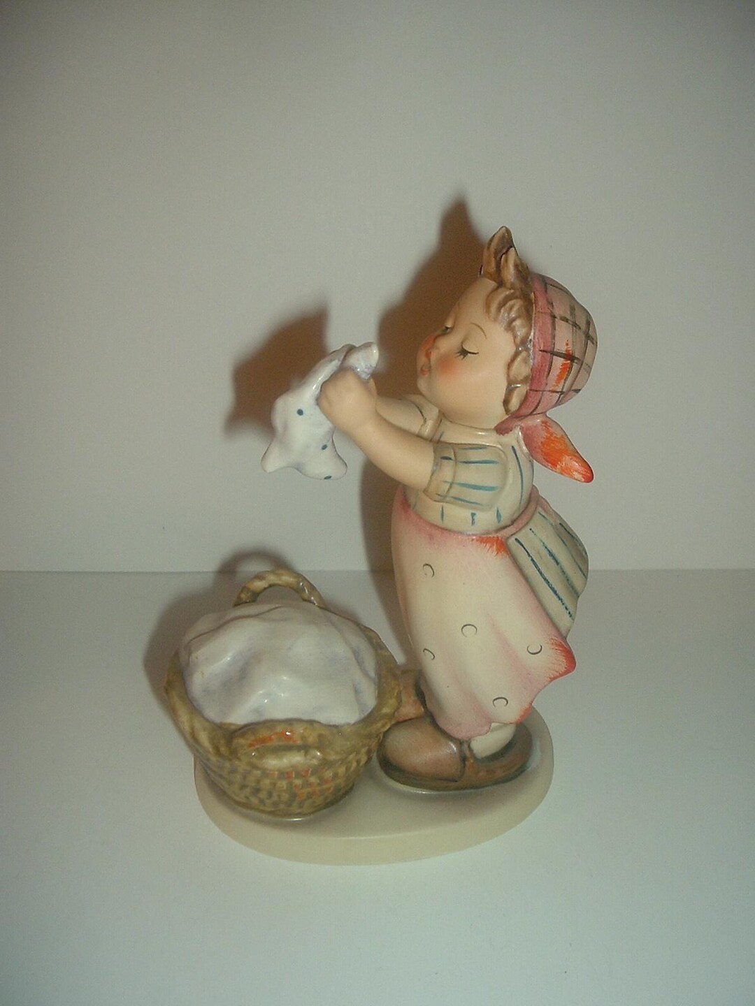 Hummel HUM 321 Wash Day Girl Figurine TMK5 - Etsy