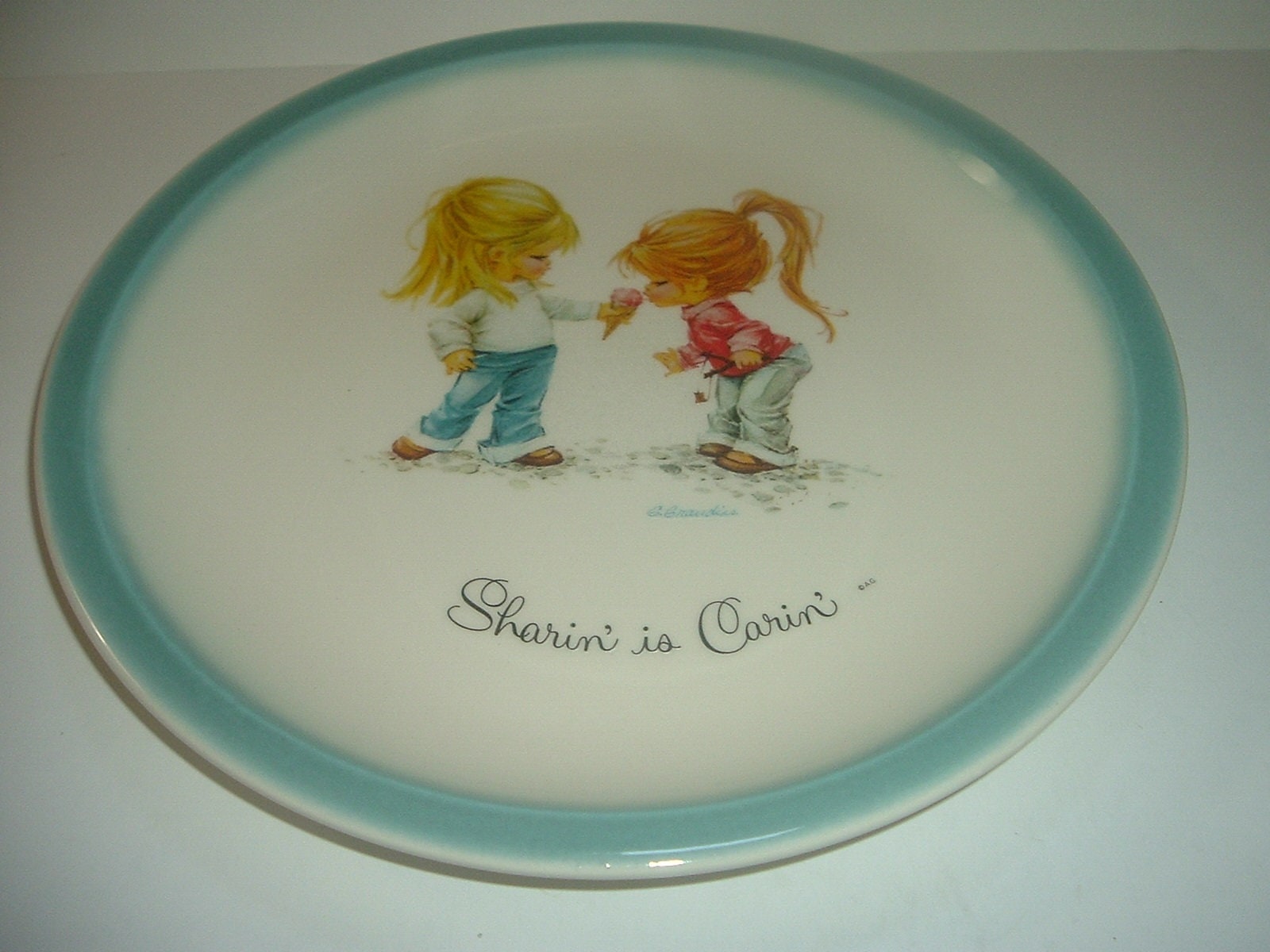 Gigi Collection Retro Plate Sharing is Caring 1970's