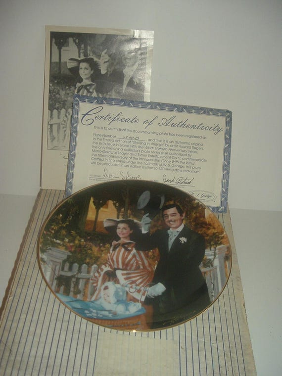 Gone with the Wind Anniversary Series Scarlett Rhett Strolling in Atlanta Plate w box & COA