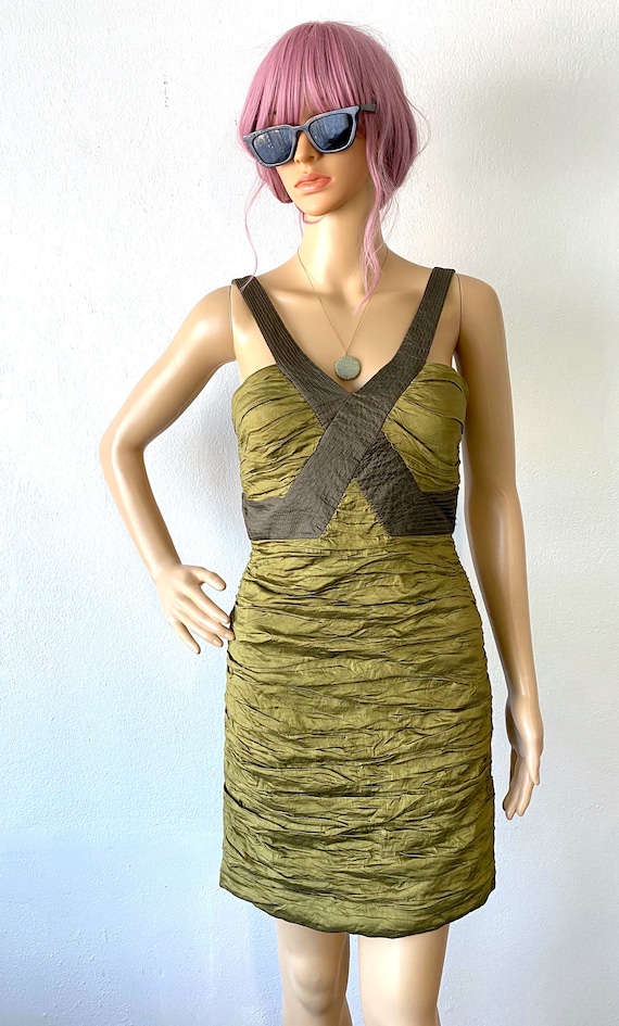 green emerald velvet dress BCBG Generation GU07D64